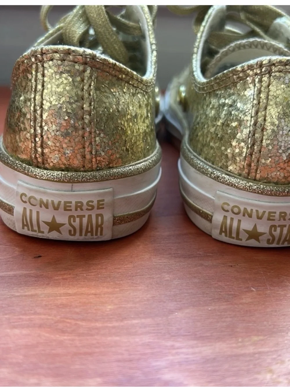 Converse Kids Gold Glitter Low-Top Sneakers